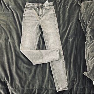 Stradivarius Light Gray Skinny Jeans